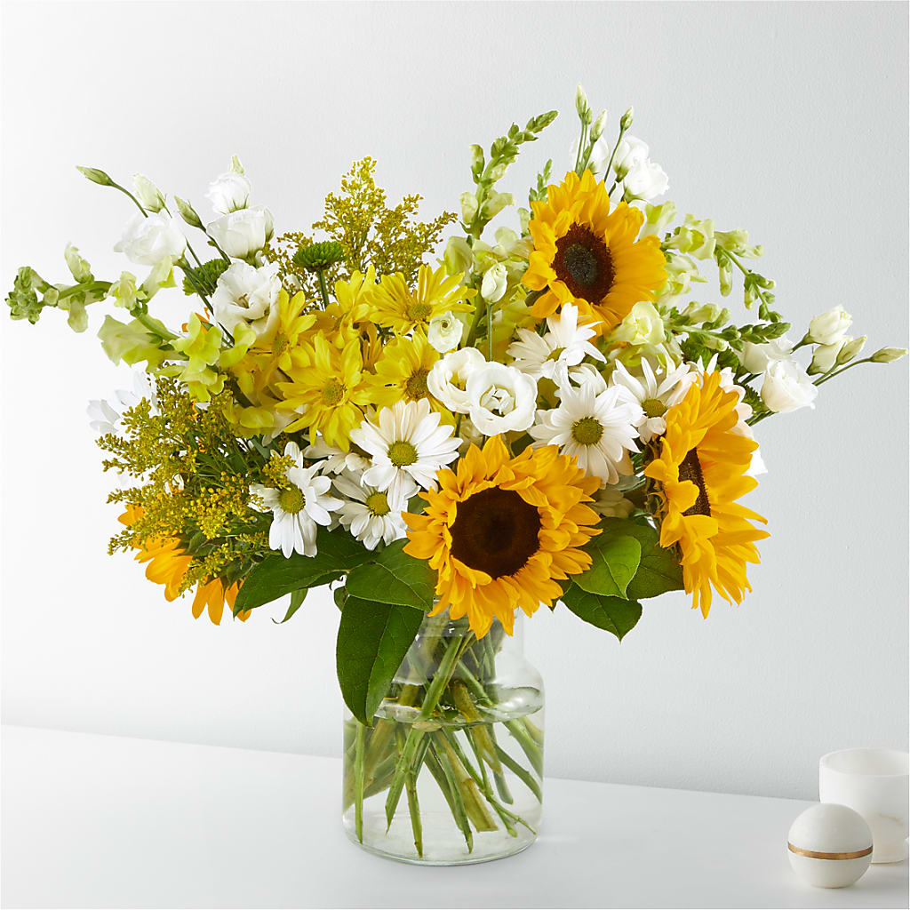 Hello Sunshine Bouquet – Creative Florist, Cherry Valley MA