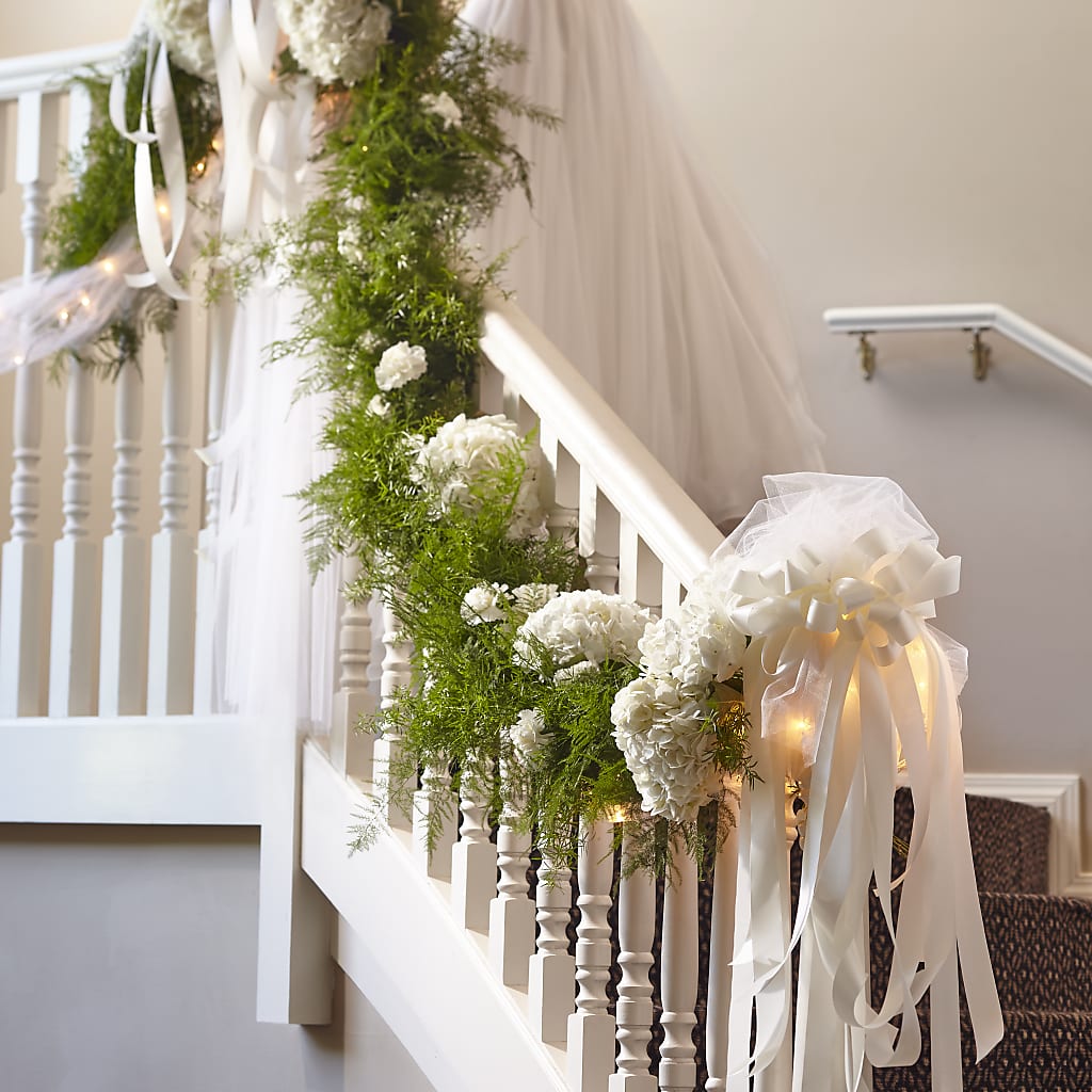 Champagne Dreams Garland – Creative Florist, Cherry Valley MA