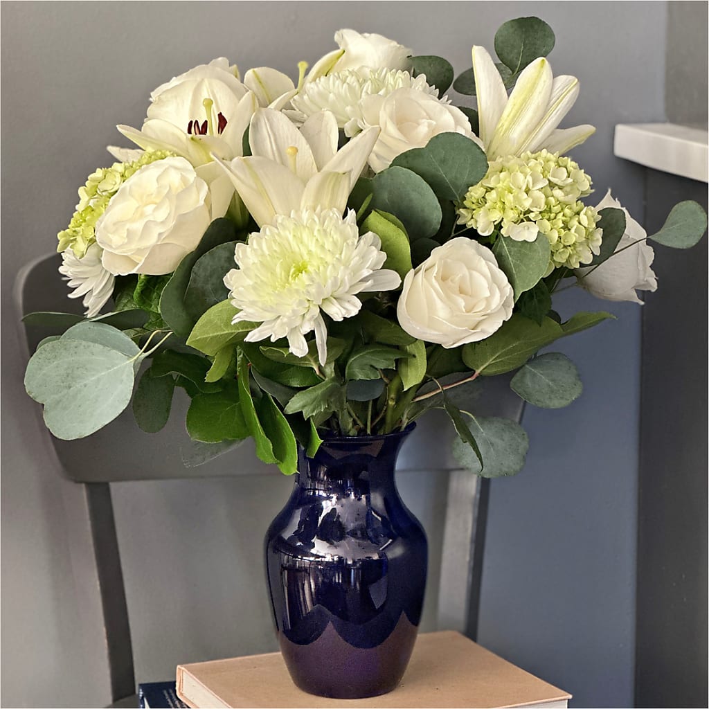 Snowy Dreams Bouquet –  Creative Florist, Cherry Valley MA