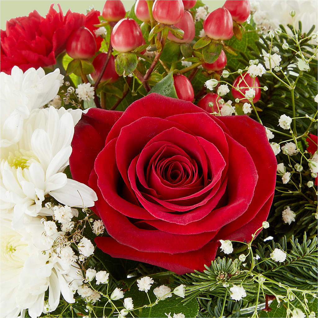 Chance of Flurries Bouquet –  Creative Florist, Cherry Valley MA